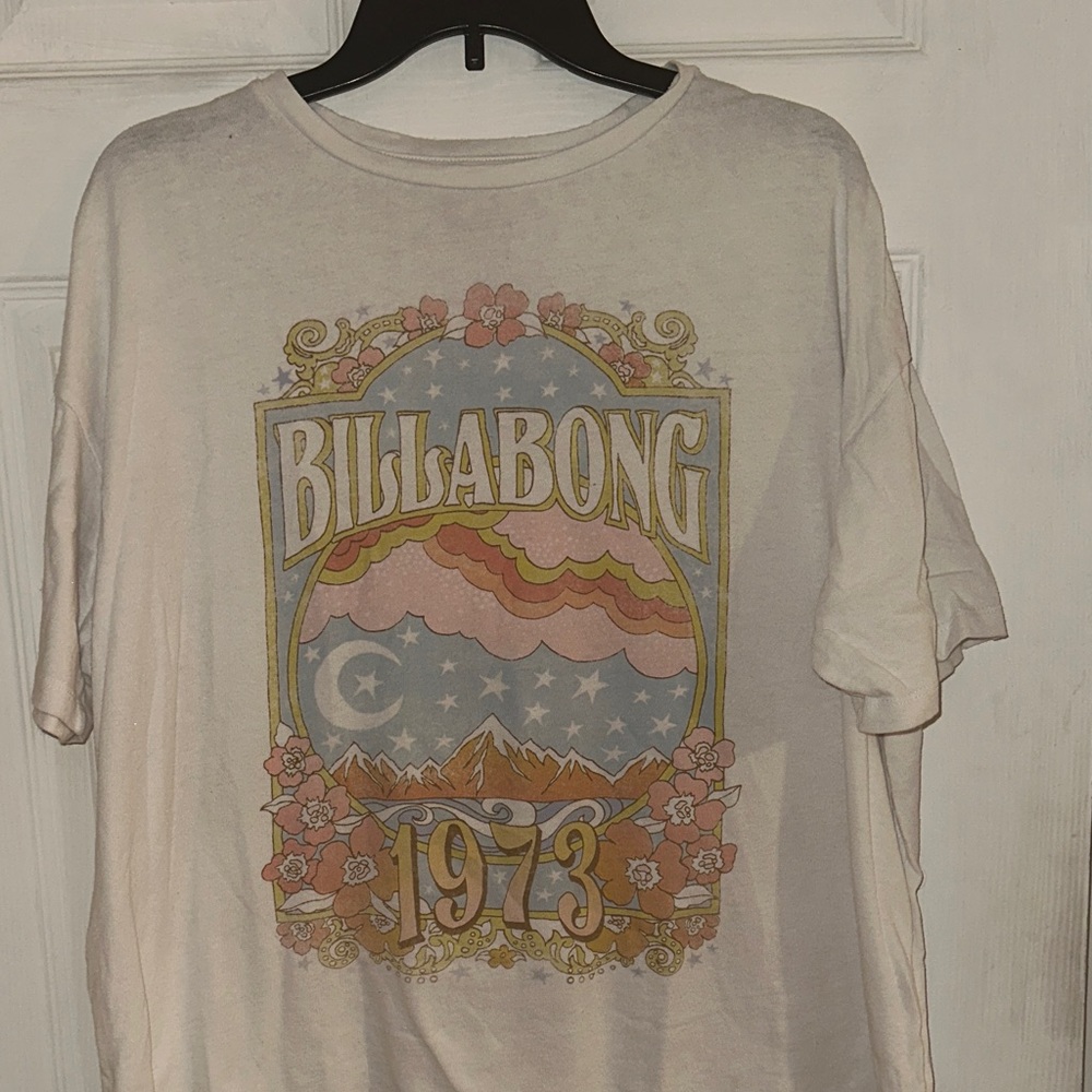 Billabong 1973 Graphic Tee in Pastel Hues